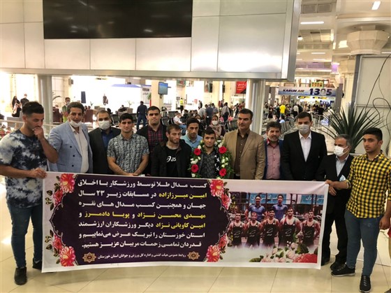 با حضور مسئولین ورزش استان خوزستان و جمعی از علاقمندان و پیشکسوتان :